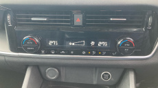 Nissan Qashqai 1.3 DiG-T MH 158 Acenta Premium 5dr Xtronic Petrol Hatchback